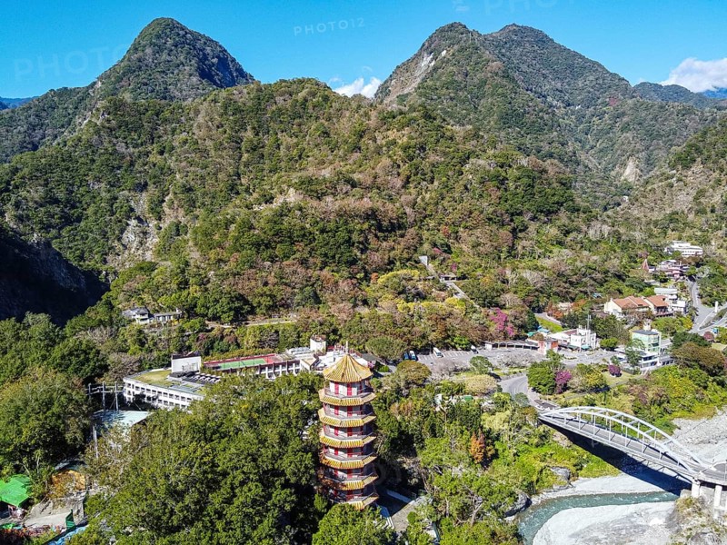 Aerial of Tianfeng Pagoda and Tianxiang recreational area