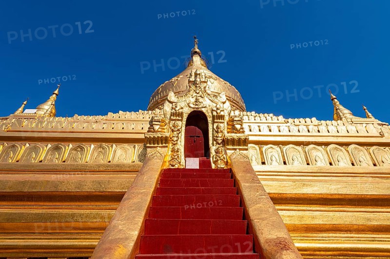 Golden Shwezigon Pagoda