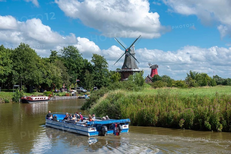 Tourist boat on the Old Greetsiel Sieltief