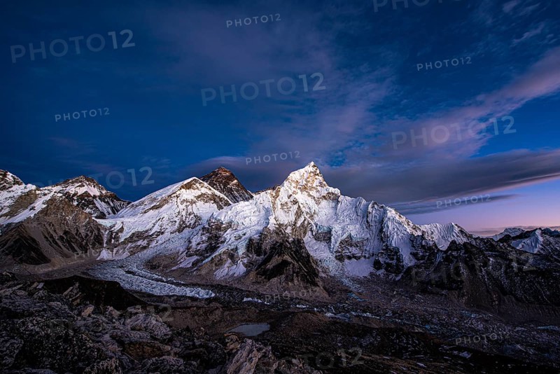 Sunset view from Kala Patthar of Mount Everest