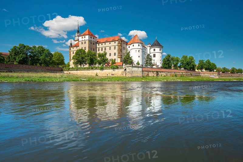Hartenfels Castle on the Elbe