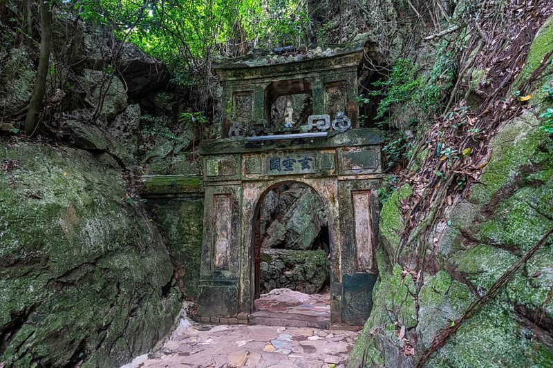 Entrance to a cave in the Marble mountains