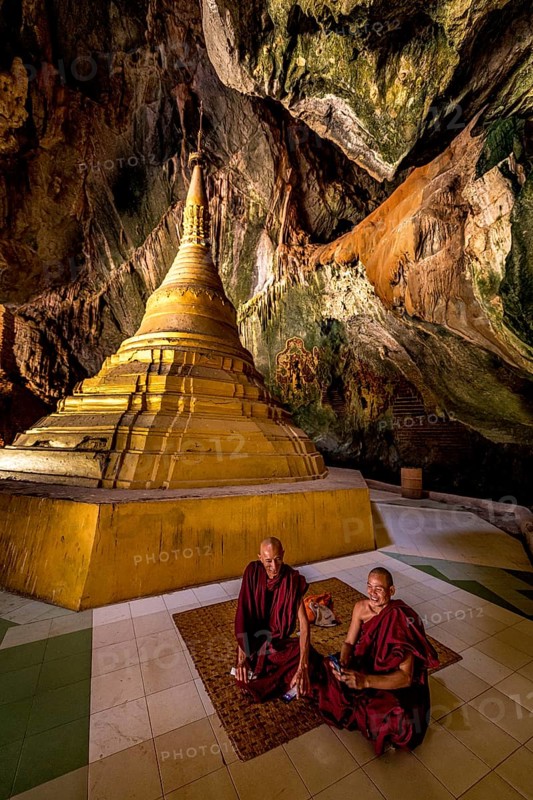 Cave filled with buddhas