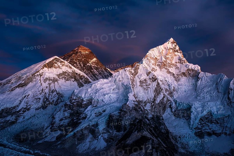 Sunset view from Kala Patthar of Mount Everest