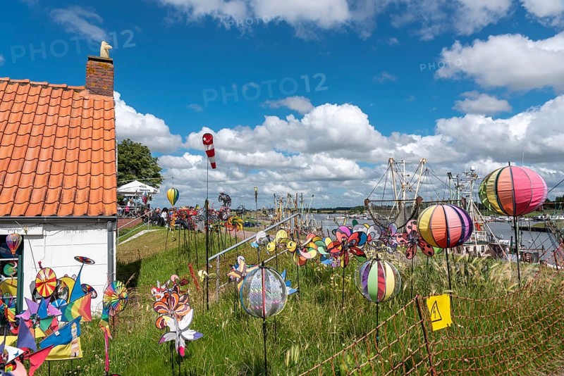 Wind chimes at the high water dam