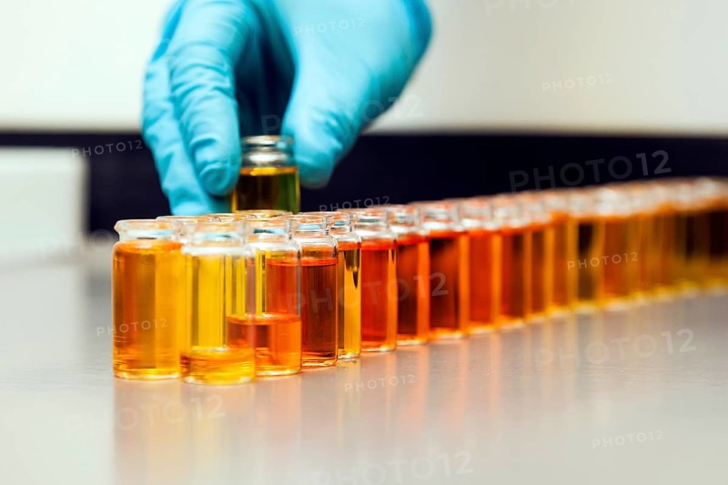 Samples in the laboratory at the Institute of Pharmacy and Medicinal Chemistry