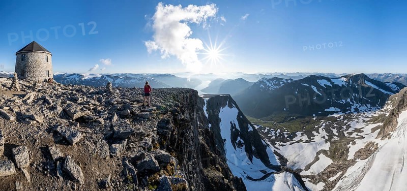 Mountain hut Kloumanstarnet