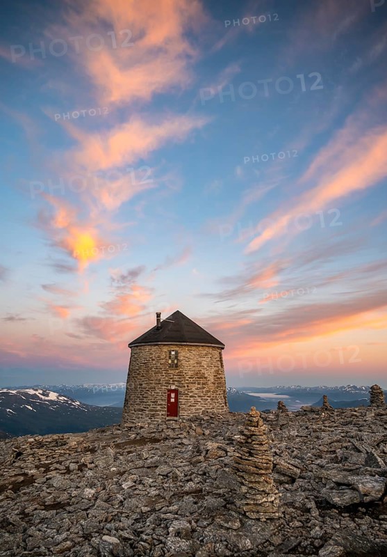 Mountain hut Kloumanstarnet
