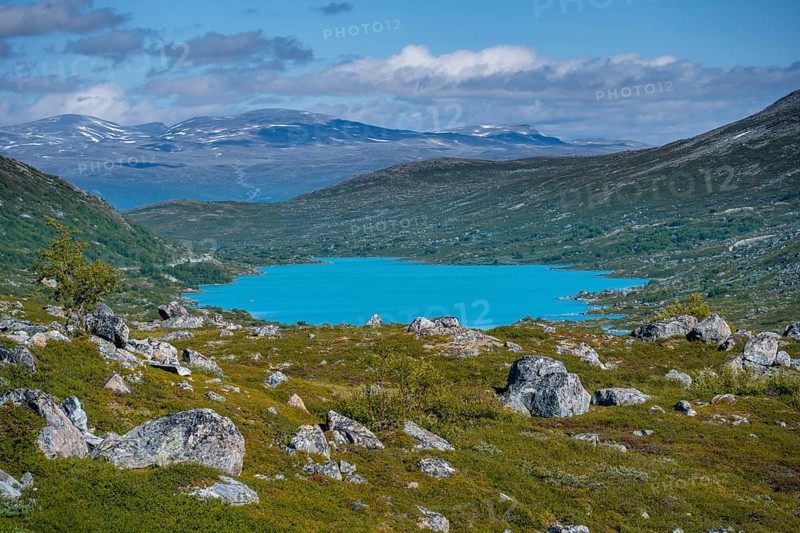 Turquoise lake and mountains