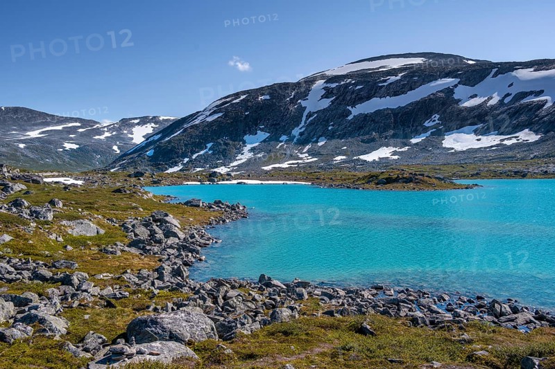 Turquoise lake and mountains