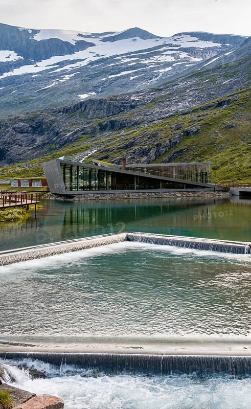 Trollstigen Kafe and Stigfossen River