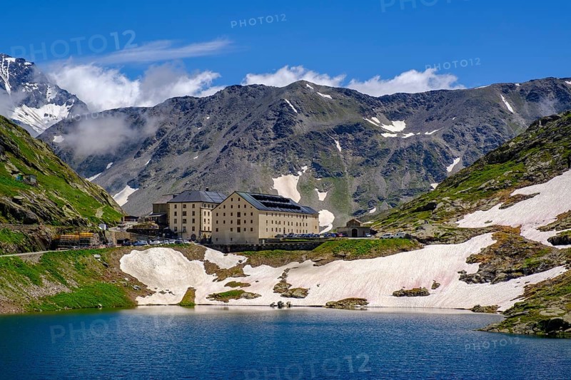 Lago del Gran San Bernardo