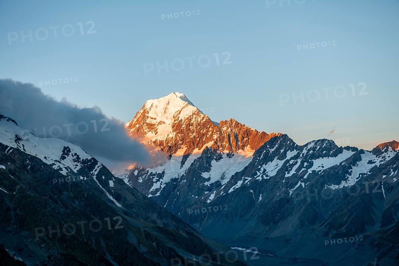 Mount Cook at sunset