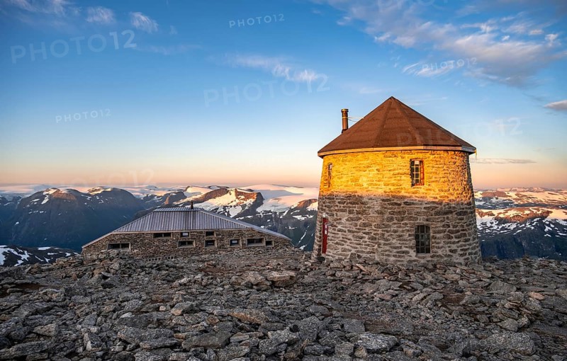 Mountain hut Kloumanstarnet