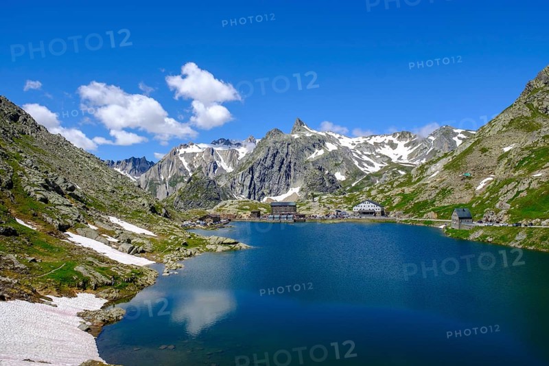 Lago del Gran San Bernardo