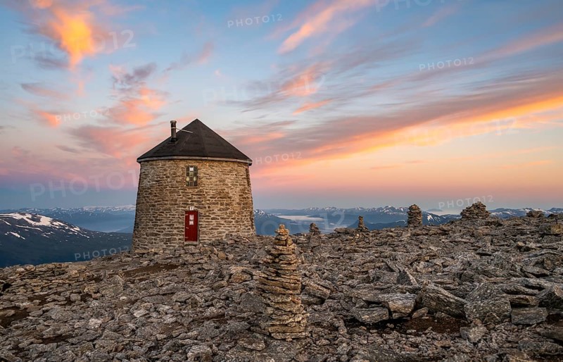 Mountain hut Kloumanstarnet