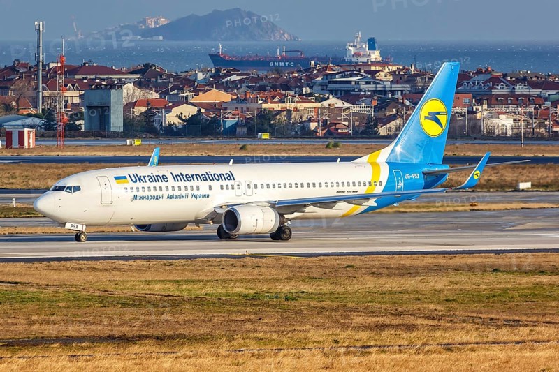 A Boeing 737-800 of Ukraine International with registration UR-PSX at Istanbul Ataturk Airport