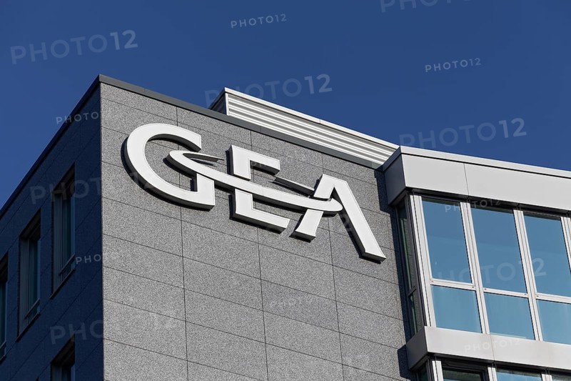 Logo GEA on the building