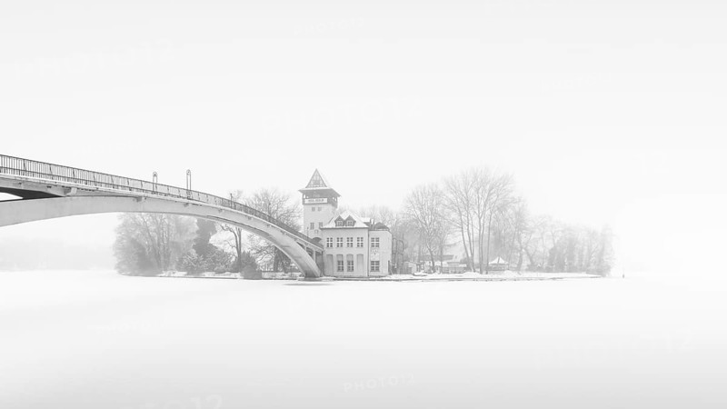 The Abbey Bridge connects Berlin Treptow Koepenick over the Spree with the Isle of Youth