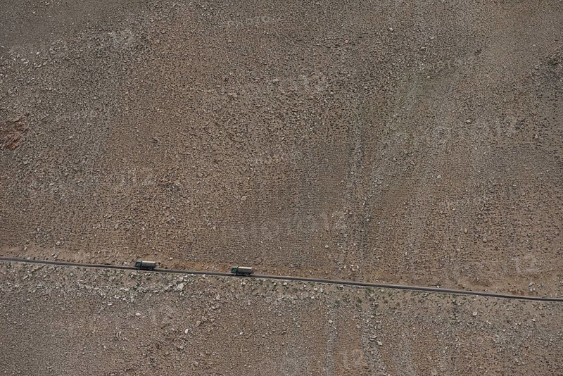 Ascent to Kardung-La Pass