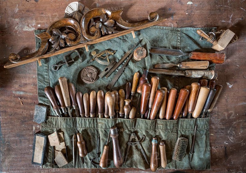 Tool bag with carving tool