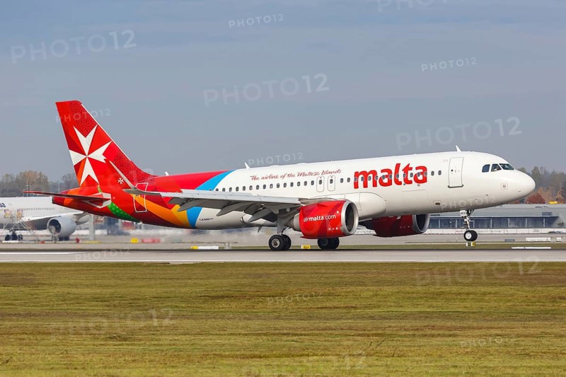 An Air Malta Airbus A320neo with registration number 9H-NEO at Munich Airport