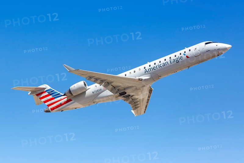 A Bombardier CRJ-700 aircraft of American Eagle SkyWest Airlines with registration N708SK at Phoenix Airport