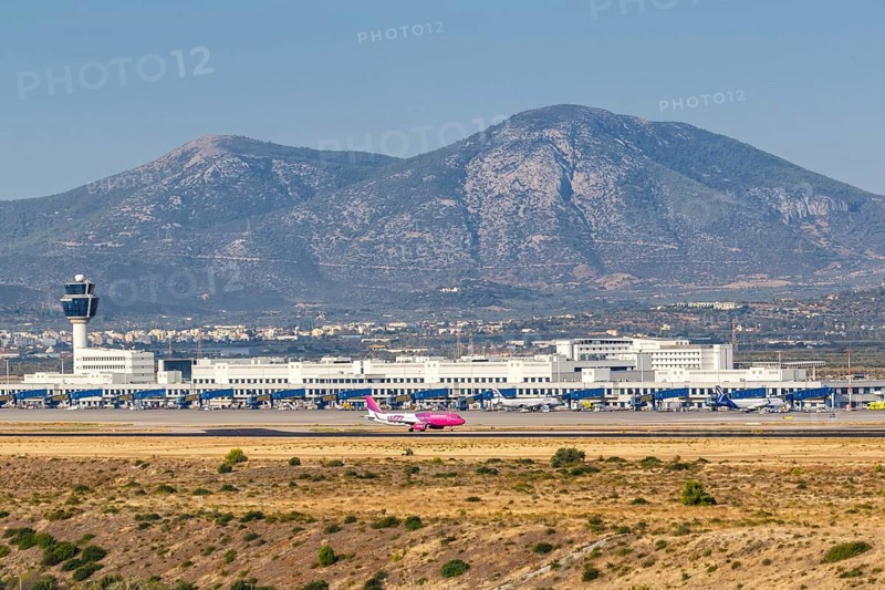 An Airbus A320 aircraft of Wizzair at Athens Airport