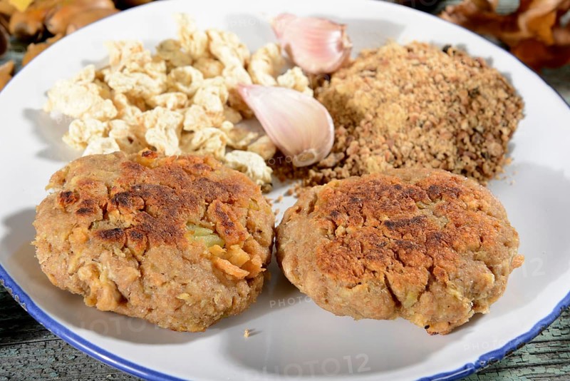 Meatball made of acorn flour and soya
