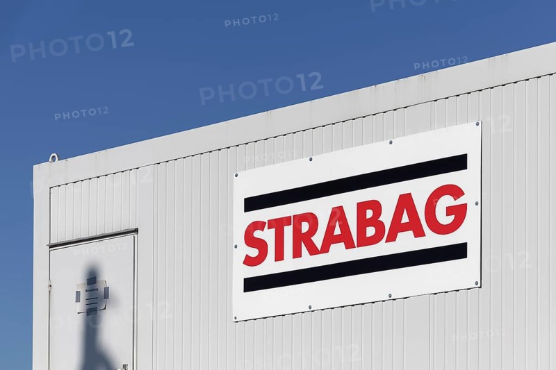 Logo of Strabag AG on a construction container