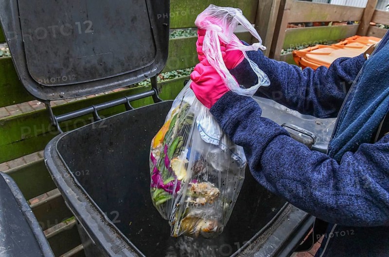 Residual waste bin