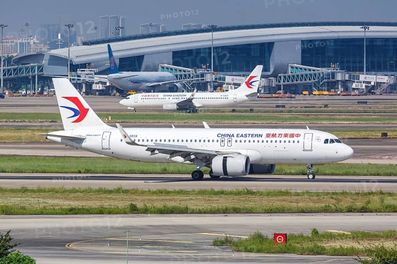 An Airbus A320neo aircraft of China Eastern Airlines with registration number B-303A at Guangzhou Baiyun Airport