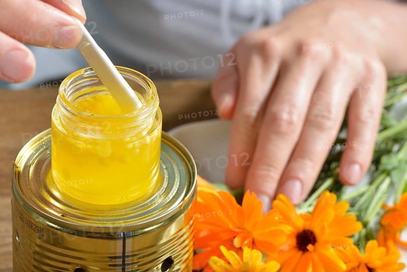 Production of yarrow and marigold ointment