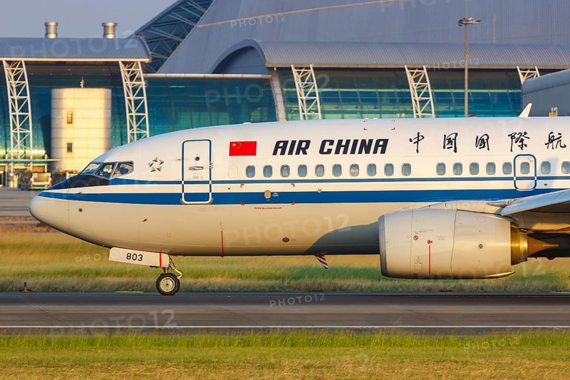 An Air China Boeing 737-700 aircraft with registration number B-5803 at Guangzhou Airport