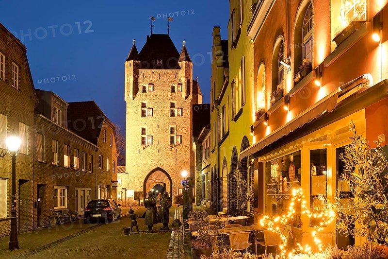 Inner Klever Gate in the evening