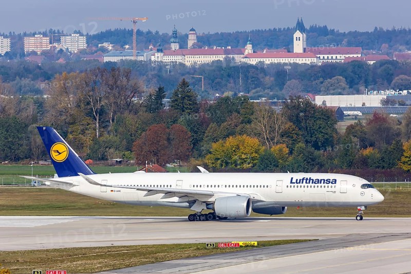 A Lufthansa Airbus A350-900 with the registration D-AIXE at Munich Airport