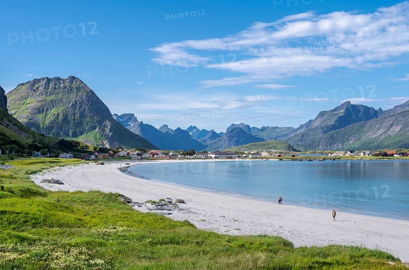 Mountains and sea