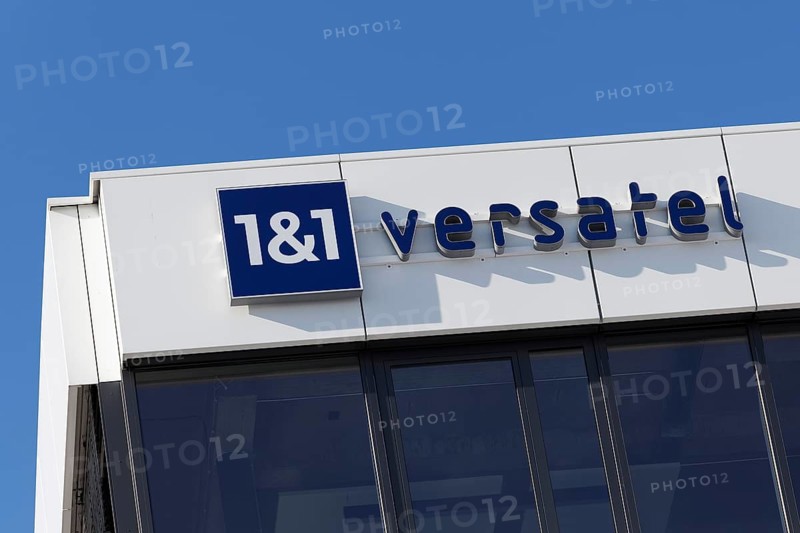 1&1 Versatel, logo