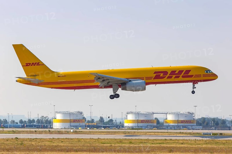 A Boeing 757-200
