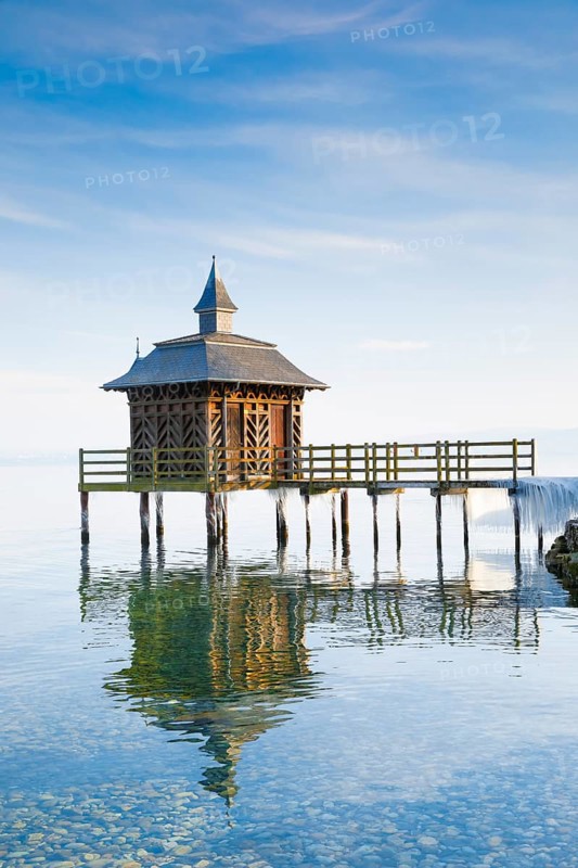 Iced bathhouse