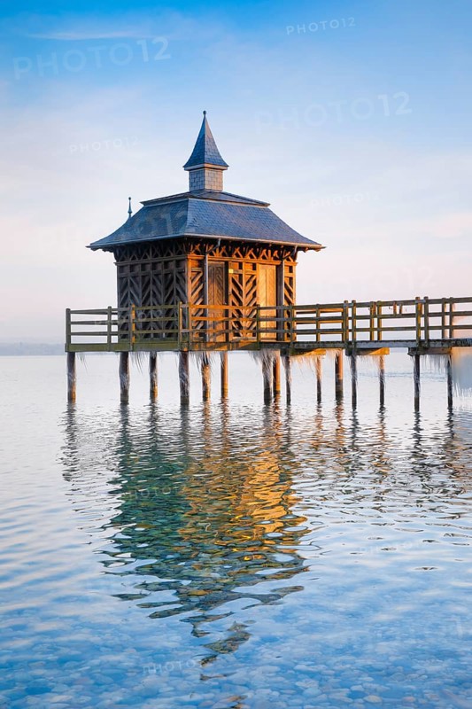 Iced bathhouse