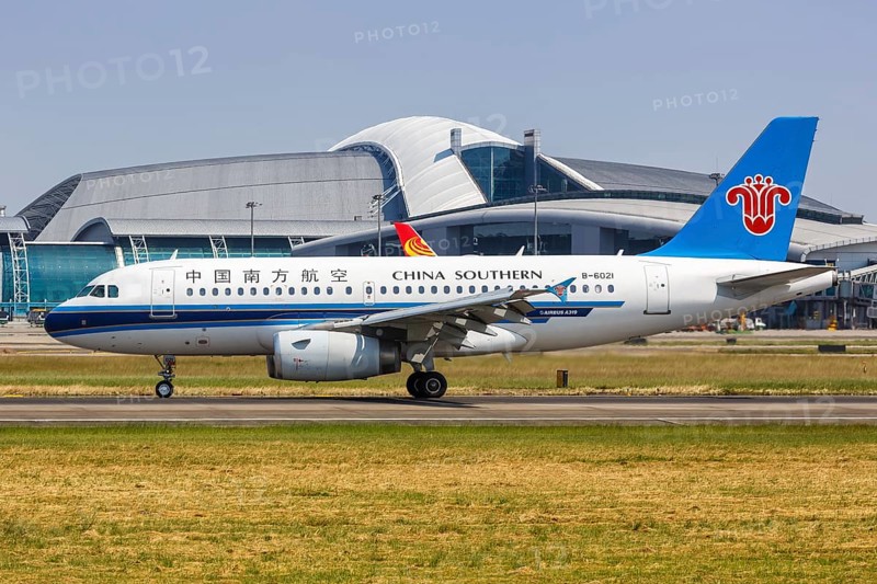 An Airbus A319 aircraft of China Southern Airlines with registration number B-6021 at Guangzhou airport
