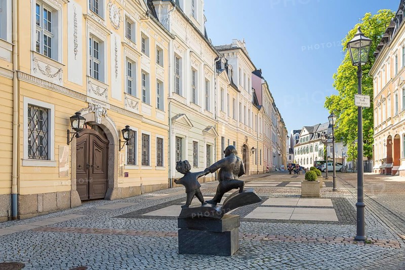 Father and Son Monument and Vogtland Museum in Nobelstrasse