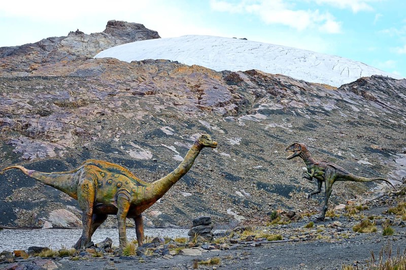 Life-size figure of a dinosaur at the highest site in the world