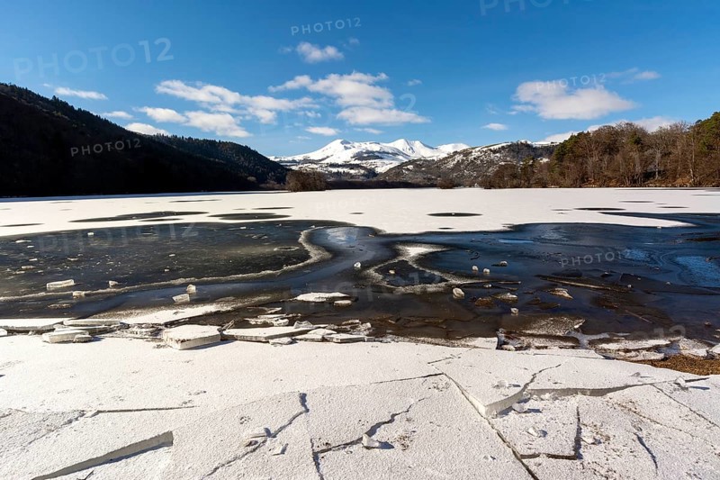 Lake Chambon in winter