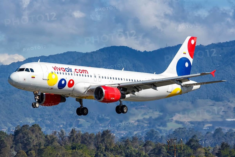 A Vivaair Airbus A320 aircraft with registration HK-5051 lands at Medellin Rionegro Airport