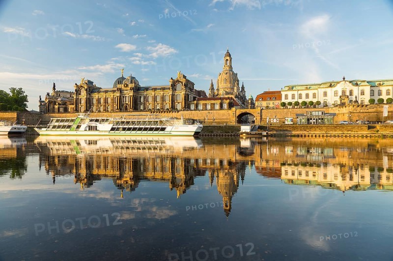 City view with Bruehlscher Terrasse