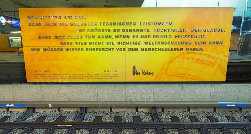 Panel with statement by Otto cock