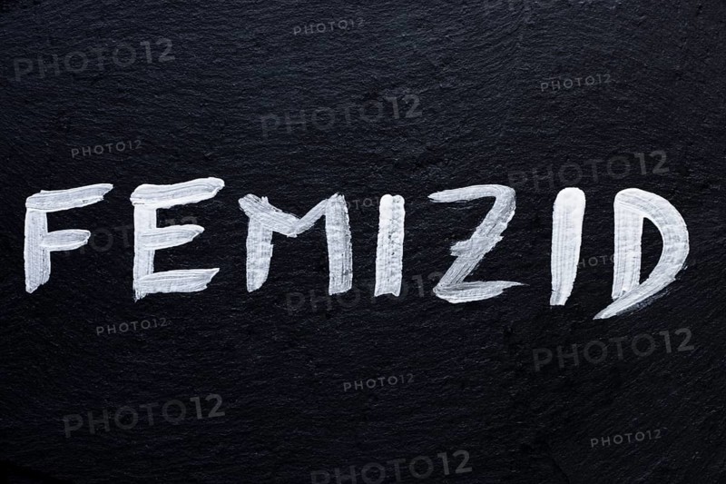Slate with the inscription Femicide