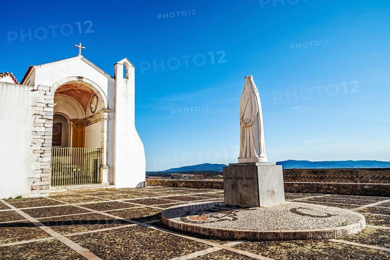 Monument of queen Saint Isabela next to church of Saint Mary